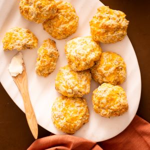 Atkins Low Carb Cheddar-Garlic Drop Biscuits